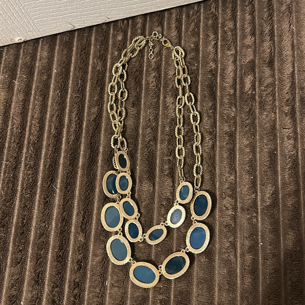 Target Gold and Green Necklace with Double-Row Design - Picture 3 of 4
